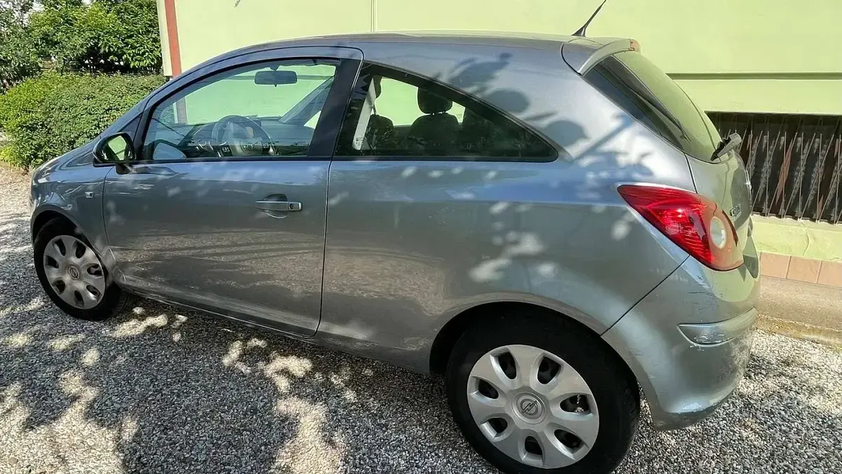 Usata Opel Corsa 86 CV (63 kW) 2014 Grigio Utilitaria