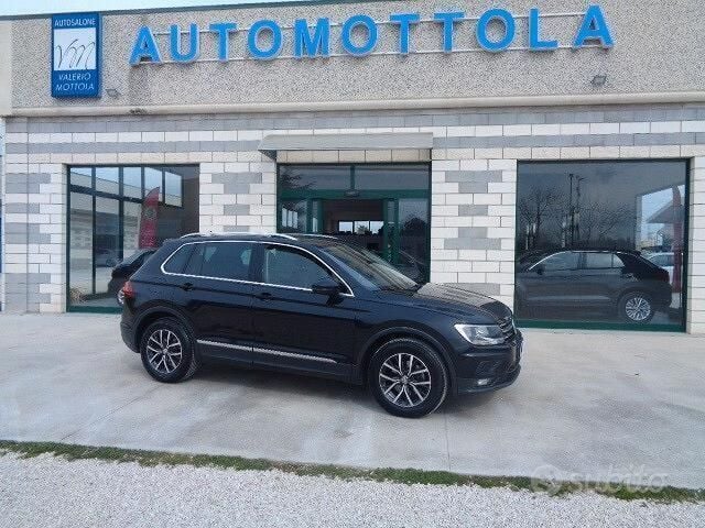 Nero Usata 2020 VW Tiguan Business SUV | 19.900 € (Super prezzo) - Immagine 1/4