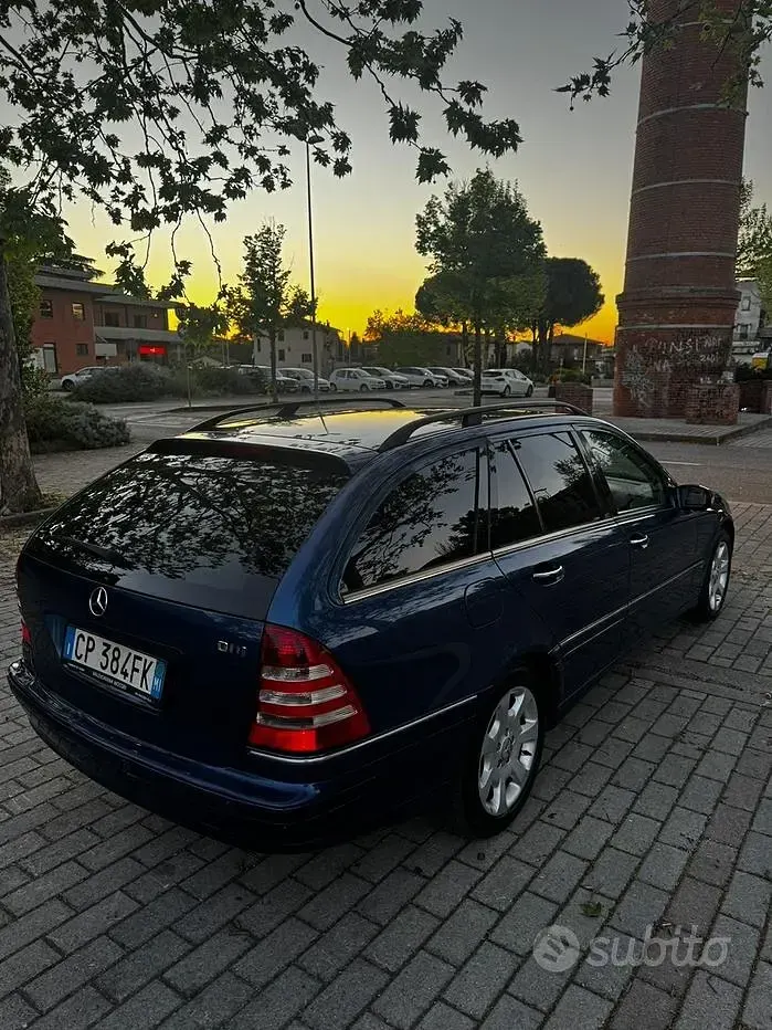 Usata Mercedes C220 150 CV (110 kW) 2004 Station wagon
