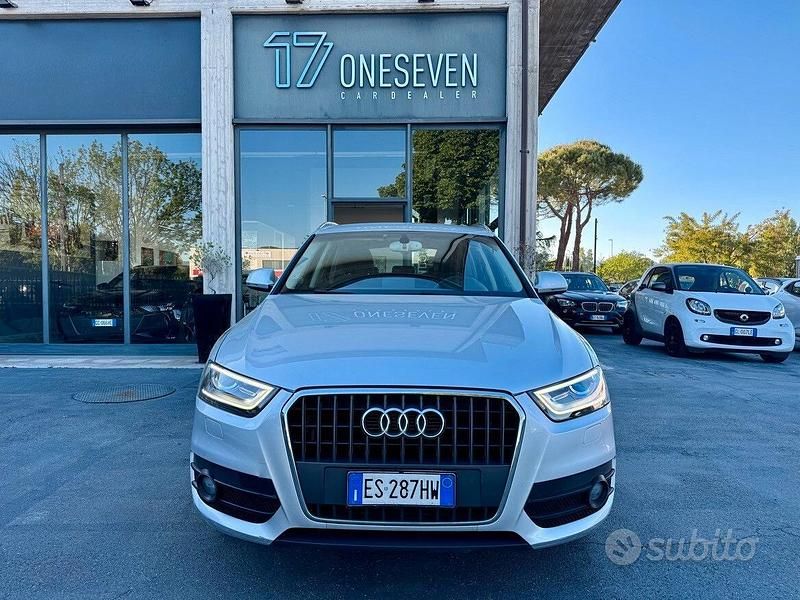 Begagnad Audi Q3 Advanced Plus 140 HK (102 kW) 2013 Grå SUV