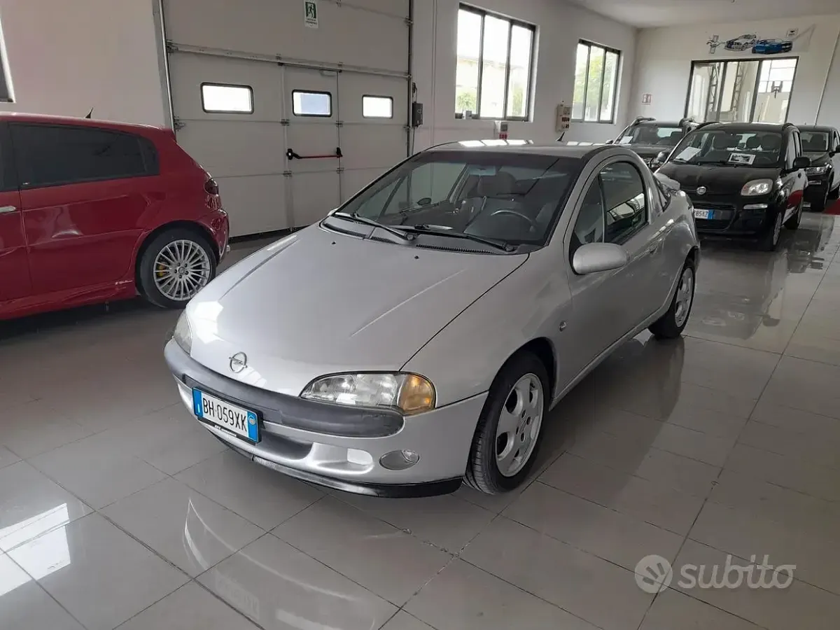 Usata Opel Tigra 90 CV (66 kW) 2000 Grigio Coupé