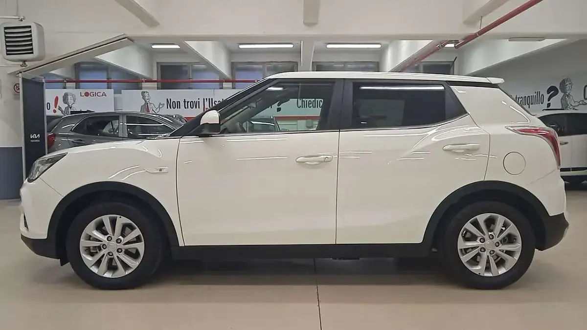 Begagnad SsangYong Tivoli 128 HK (94 kW) 2019 Vit SUV