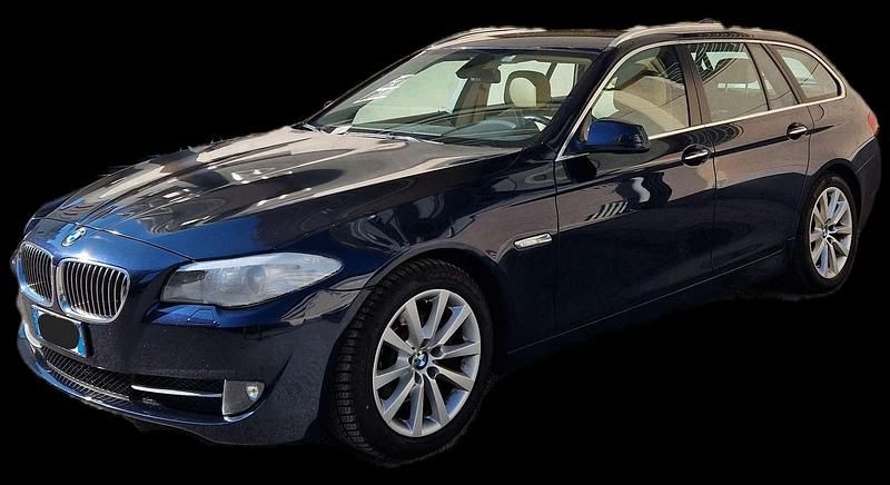 Usata BMW 520 184 CV (135 kW) 2011 Blu/azzurro Station wagon
