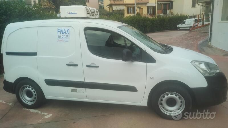 Usata Citroën Berlingo 99 CV (72 kW) 2016 Bianco Monovolume