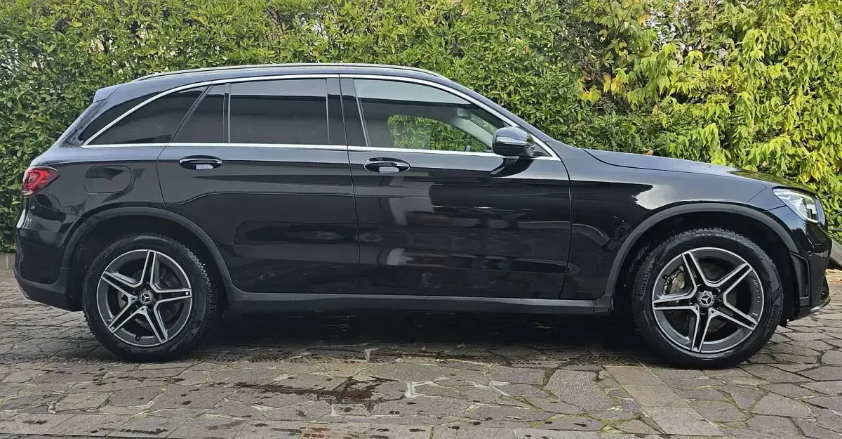 Usata Mercedes GLC220 AMG Line Premium Plus 194 CV (142 kW) 2020 Nero SUV
