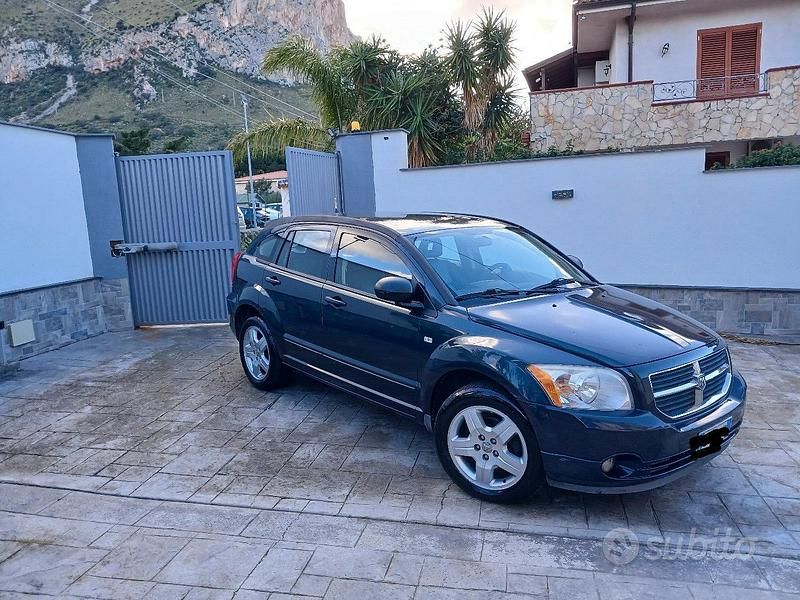 Usata Dodge Caliber 140 CV (102 kW) 2009 Grigio Utilitaria