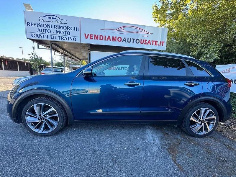 Usata Kia Niro Style 105 CV (77 kW) 2017 Blu SUV