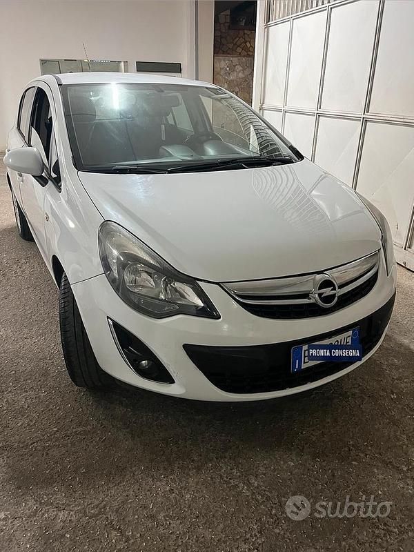Usata Opel Corsa 95 CV (69 kW) 2013 Bianco Utilitaria