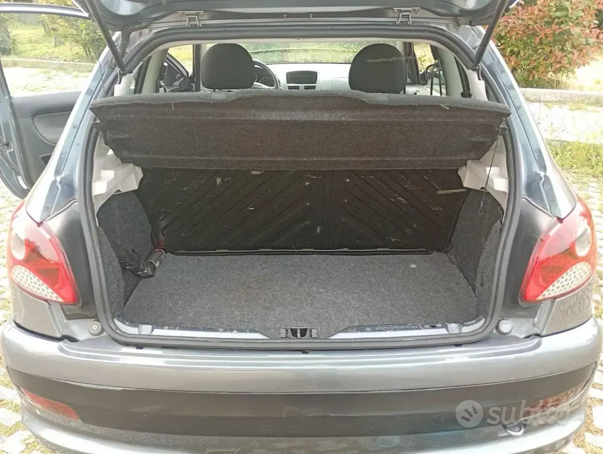 Usata Peugeot 206 60 CV (44 kW) 2010 Grigio Berlina