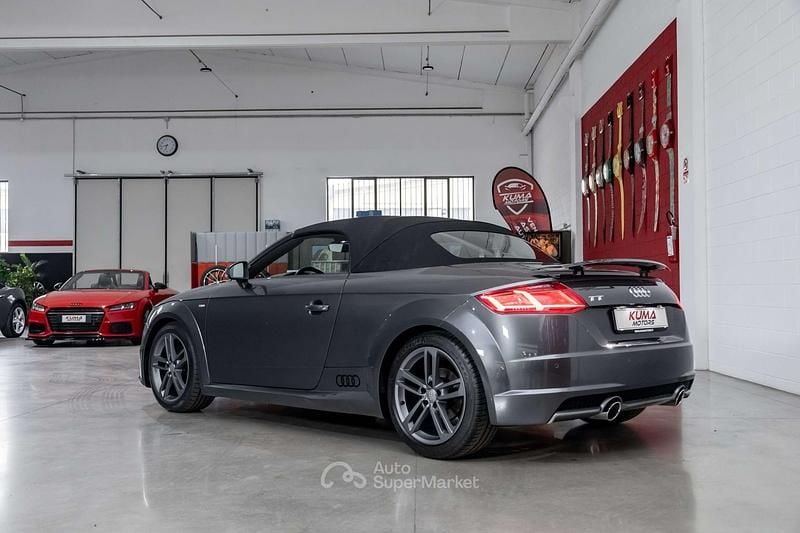 Usata Audi TT S-Line 180 CV (132 kW) 2017 Grigio Cabrio