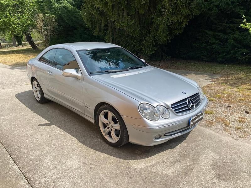 Usata Mercedes CLK270 149 CV (109 kW) 2006 Argento Coupé
