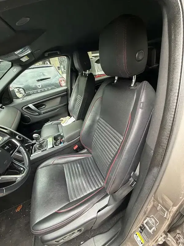 Usata Land Rover Discovery Sport SE Dynamic 163 CV (119 kW) 2022 Beige SUV