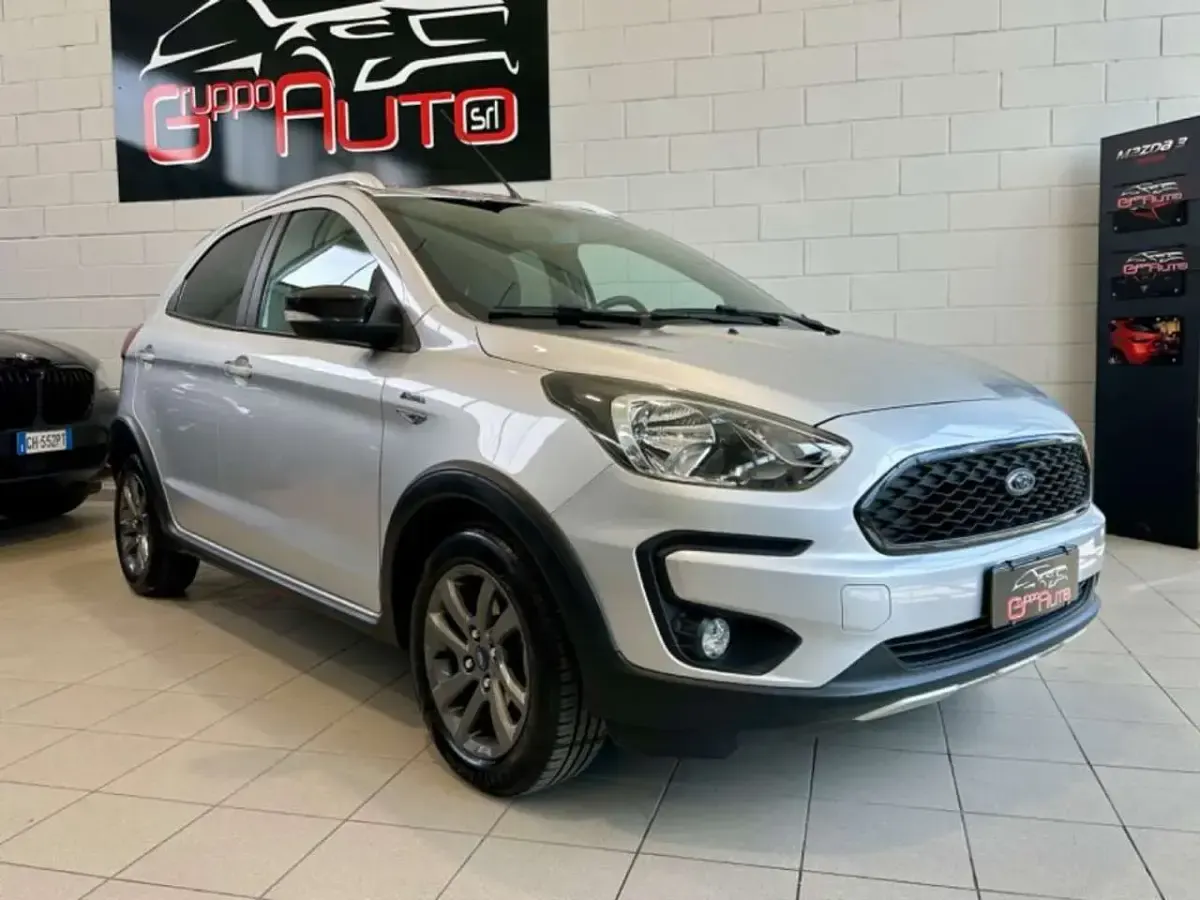 Usata Ford Ka Active 86 CV (63 kW) 2019 Argento Berlina