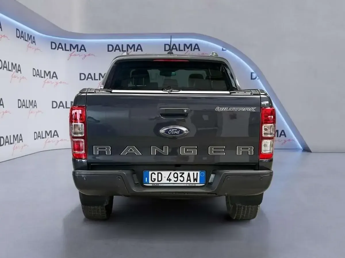 Usata Ford Ranger Wildtrack 170 CV (125 kW) 2020 Magnetic grey metalizzato Pick-up