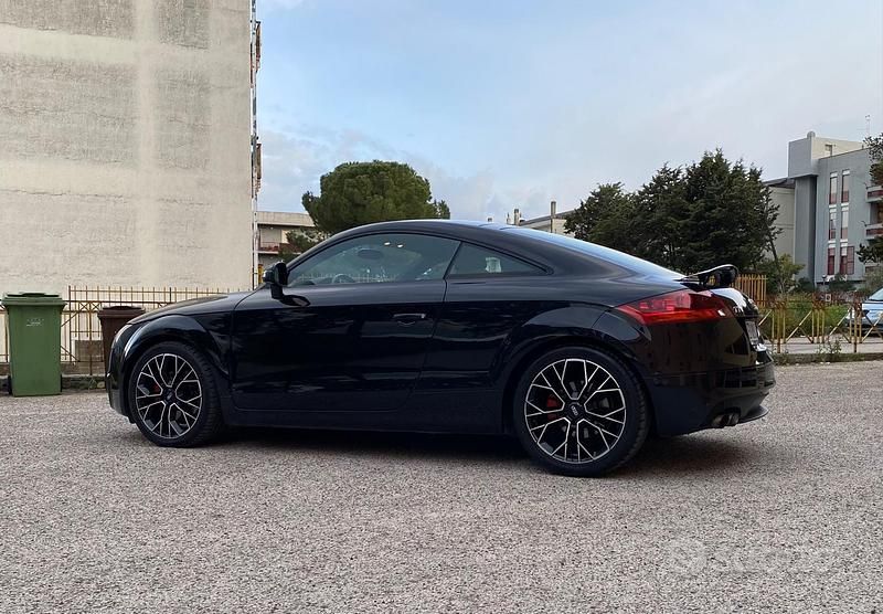 Usata Audi TT Advanced Plus 160 CV (117 kW) 2011 Nero Coupé