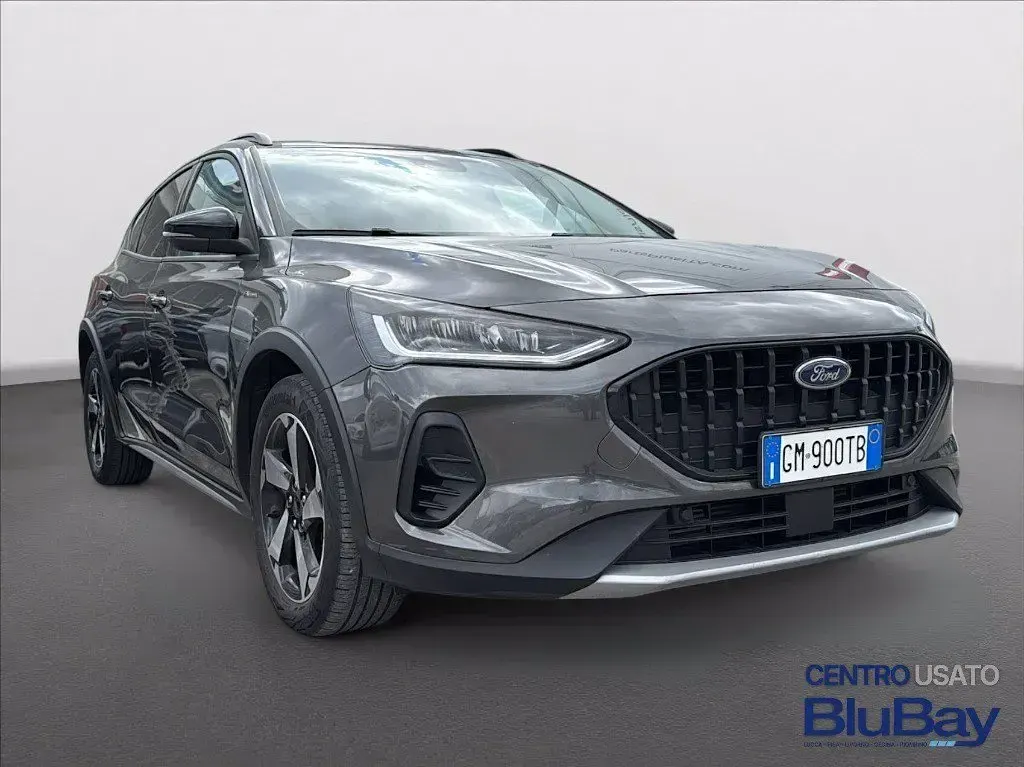 Usata Ford Focus Active 125 CV (91 kW) 2023 Magnetic grey SUV