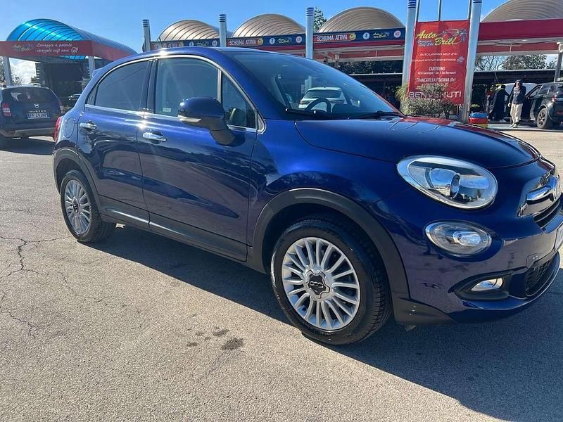 Usata Fiat 500 Lounge 120 CV (88 kW) 2017 Blu/azzurro Station wagon