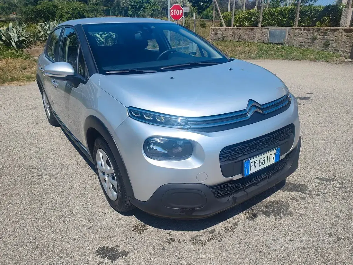 Usata Citroën C3 Live 75 CV (55 kW) 2017 Grigio Berlina