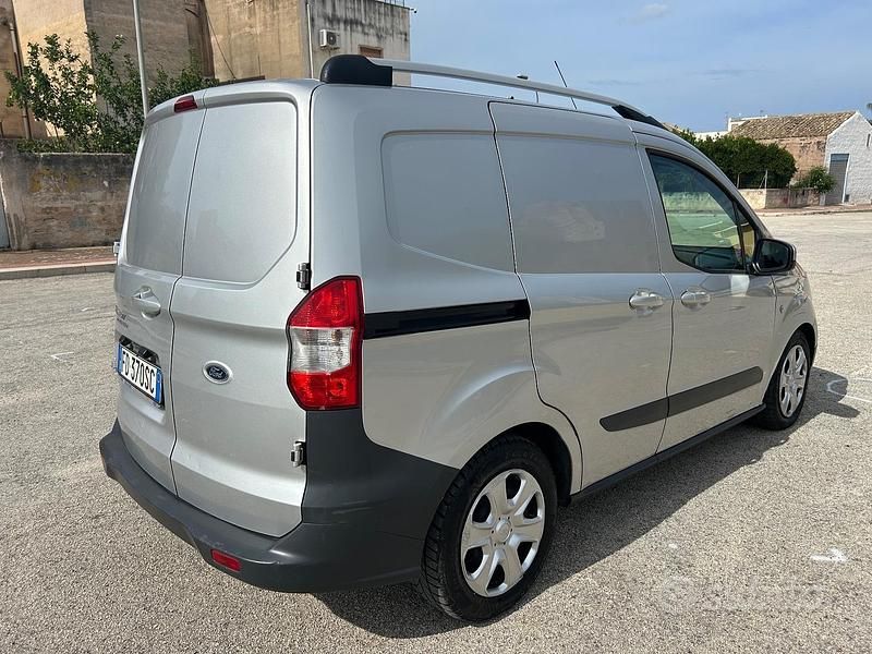 Usata Ford Transit Trend 76 CV (55 kW) 2016 Grigio Furgone