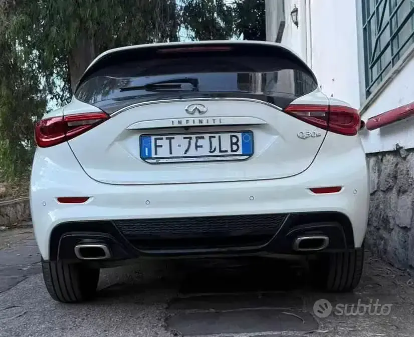 Usata Infiniti Q30 109 CV (80 kW) 2018 Bianco Berlina