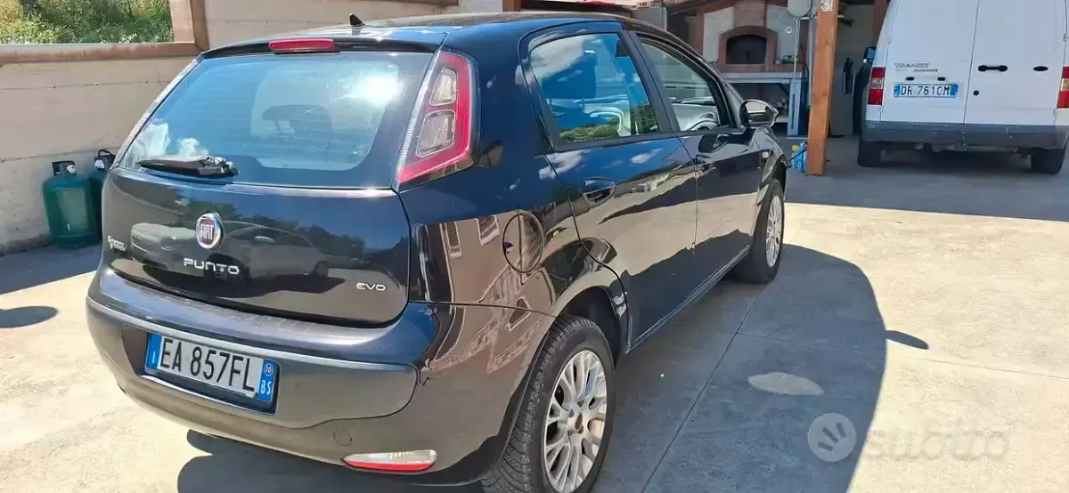 Usata Fiat Punto Evo Active 70 CV (51 kW) 2010 Nero Utilitaria
