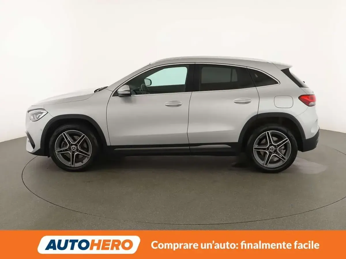 Usata Mercedes GLA250 AMG line 218 CV (160 kW) 2021 Grigio SUV
