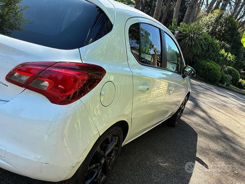 Occasion Opel Corsa 69 ch (50 kW) 2019 Blanc Citadine