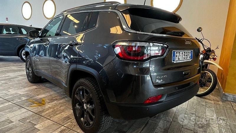 Usata Jeep Compass Limited 140 CV (102 kW) 2019 Grigio SUV