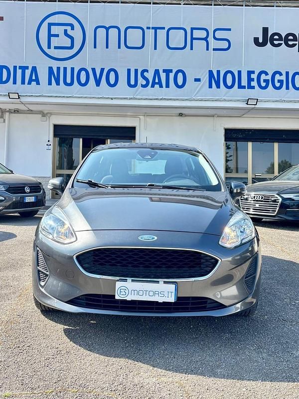 Usata Ford Fiesta Vignale 86 CV (63 kW) 2018 Gray Utilitaria