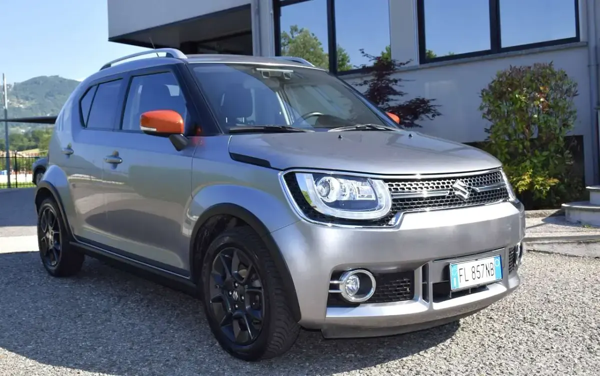 Usata Suzuki Ignis 90 CV (66 kW) 2017 Grigio SUV