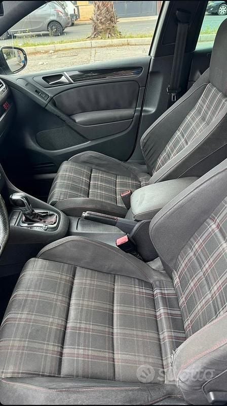 Usata VW Golf VI GTI 210 CV (154 kW) 2011 Bianco Utilitaria