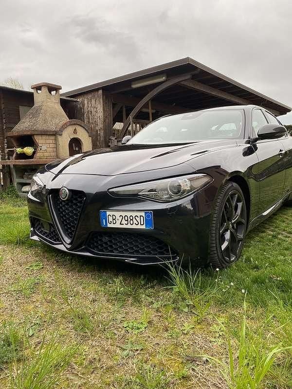 Usata Alfa Romeo Giulia Tech Edition 160 CV (117 kW) 2020 Berlina