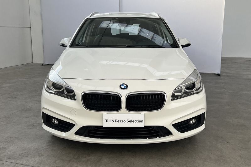 Usata BMW 218 Gran Tourer Advantage 150 CV (110 kW) 2017 Bianco alpi Monovolume