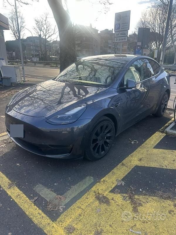 Usata Tesla Model Y Long Range AWD 378 kW (514 CV) 2021 Grigio SUV