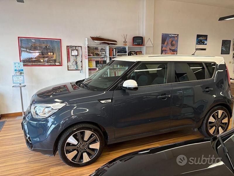 Usata Kia Soul 2016 Grigio SUV