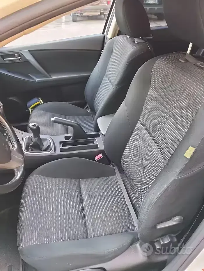 Usata Mazda 3 116 CV (85 kW) 2012 Bianco Berlina