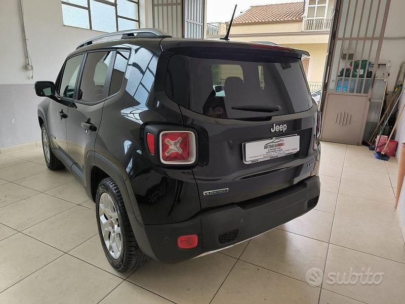 Usata Jeep Renegade Limited 120 CV (88 kW) 2014 Nero SUV