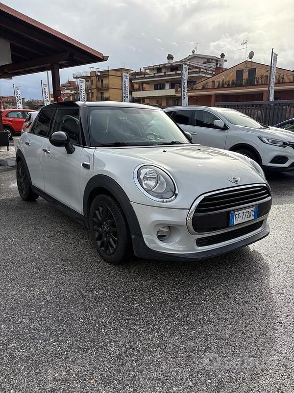 Usata Mini One D Hype 115 CV (84 kW) 2016 Grigio Utilitaria