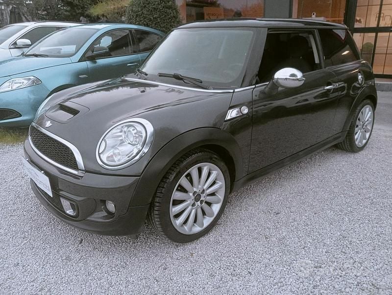 Usata Mini Cooper SD 143 CV (105 kW) 2012 Grigio Utilitaria