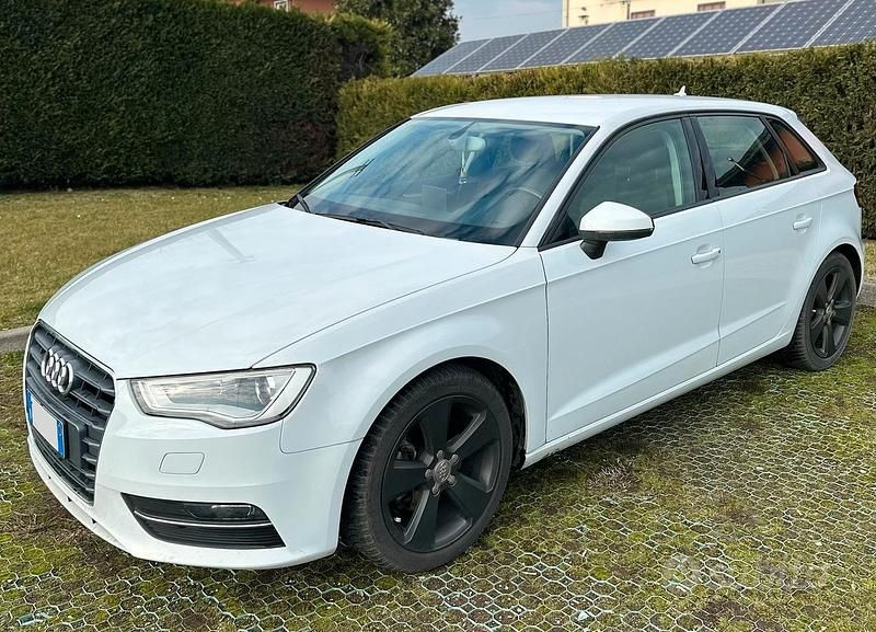 Usata Audi A3 Ambition 105 CV (77 kW) 2014 Bianco Berlina