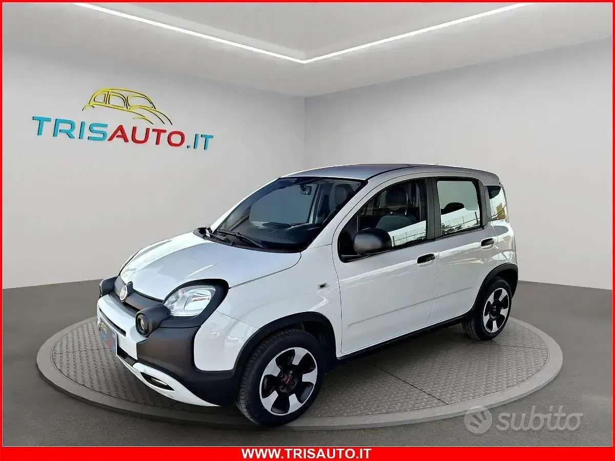 Usata Fiat Panda Cross Cross 70 CV (51 kW) 2023 Bianco Utilitaria
