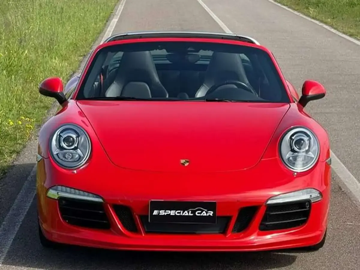 Usata Porsche 911 Targa 4 349 CV (256 kW) 2015 Rosso indiano Cabrio