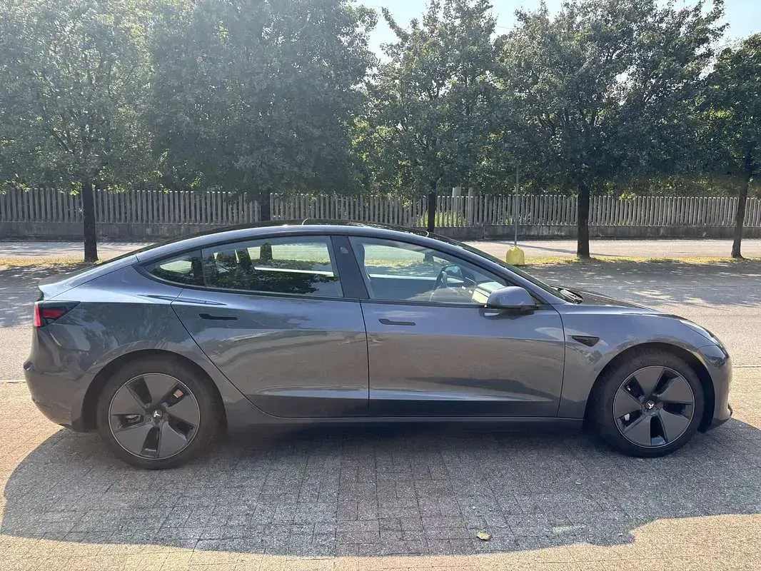 Usata Tesla Model 3 Long Range RWD 152 kW (208 CV) 2021 Berlina