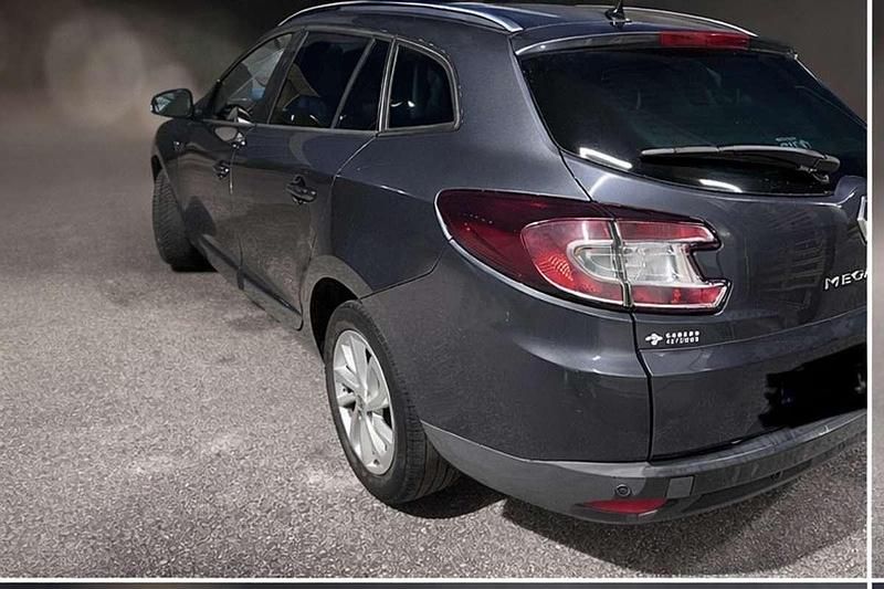 Usata Renault Mégane GrandTour LIMITED 110 CV (80 kW) 2016 Station wagon