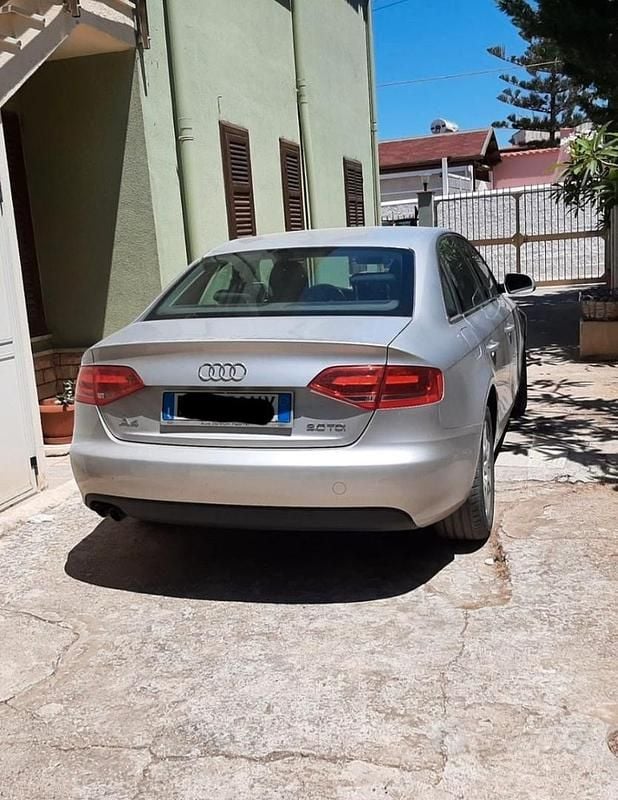 Usata Audi A4 120 CV (88 kW) 2009 Grigio Berlina