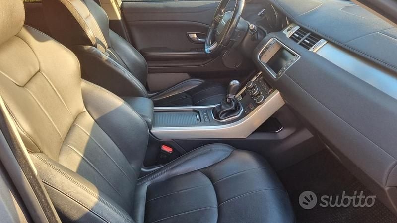 Usata Land Rover Range Rover evoque 150 CV (110 kW) 2015 Grigio SUV