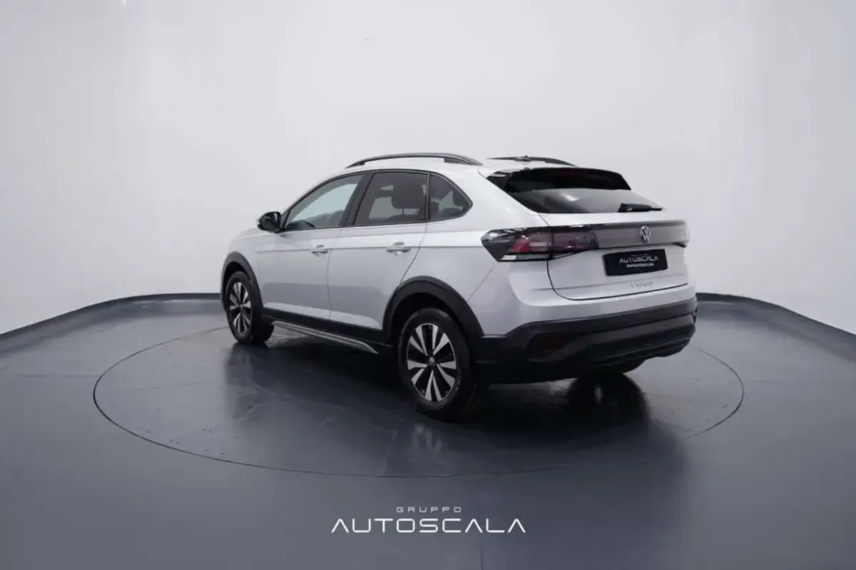 Usata VW Taigo Life 110 CV (80 kW) 2023 Argento riflesso SUV
