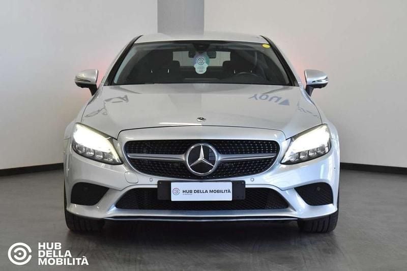 Usata Mercedes C220 194 CV (142 kW) 2021 Argento Coupé