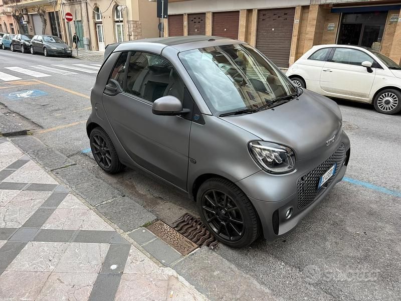 Usata Smart ForTwo Electric Drive 60 kW (82 CV) 2021 Grigio Cabrio