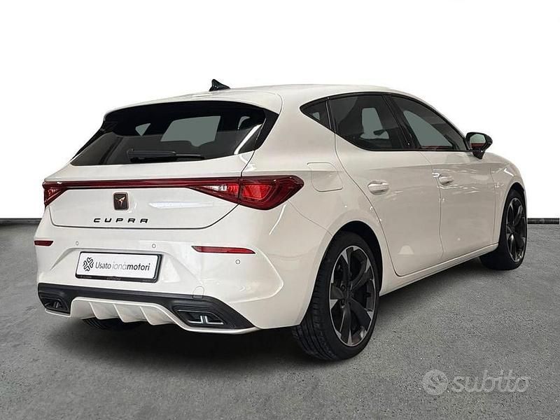 Usata Cupra Leon 150 CV (110 kW) 2023 Bianco Berlina